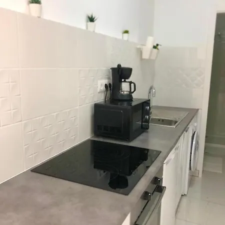 Hills - 2 Bedroom With Amazing Ocean Views N